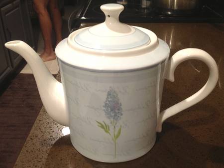 Hyacinch Blue Teapot & Lid