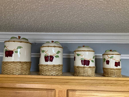 CKB8 Medium Canister & Lid