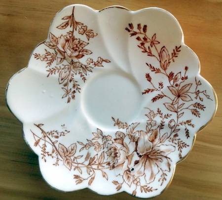 1422 Saucer