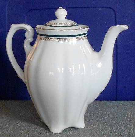 0915 Coffee Pot & Lid