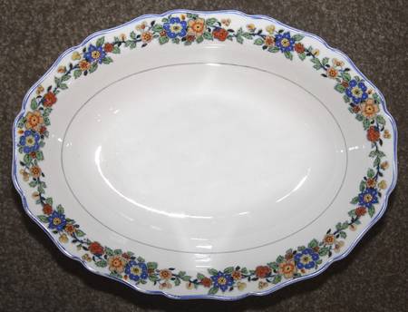 2747 9" Oval Vegetable Bowl