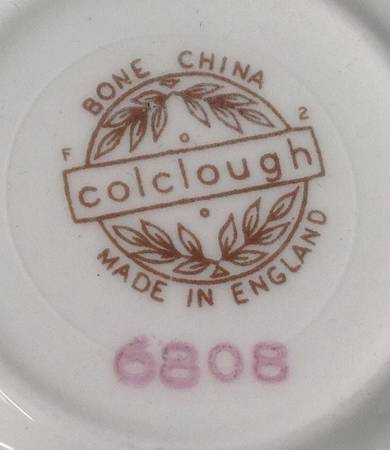 6808 Footed Cup & Saucer Set
