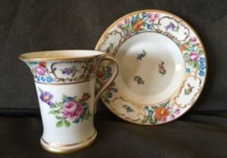 C6T8 Flat Cup & Saucer Set