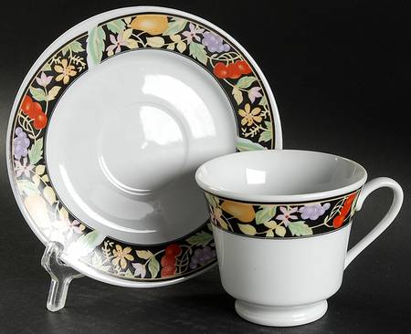 Cocktail Footed Cup & Saucer Set
