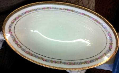 CAR235 9" Oval Vegetable Bowl