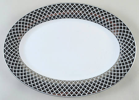 Lattis Platinum 16" Oval Serving Platter