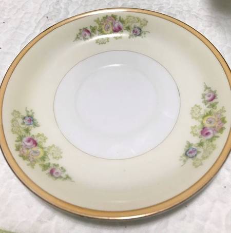 CEB137 Saucer