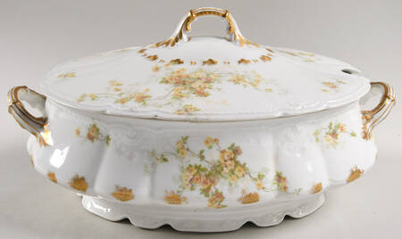 CHF60-2 Oval Tureen & Lid