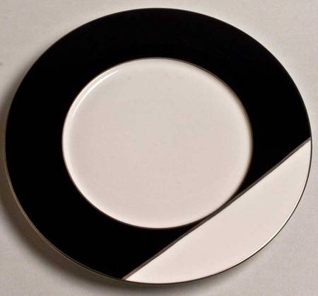 Twiggy Black and White (Platinum) by Jean Louis Coquet