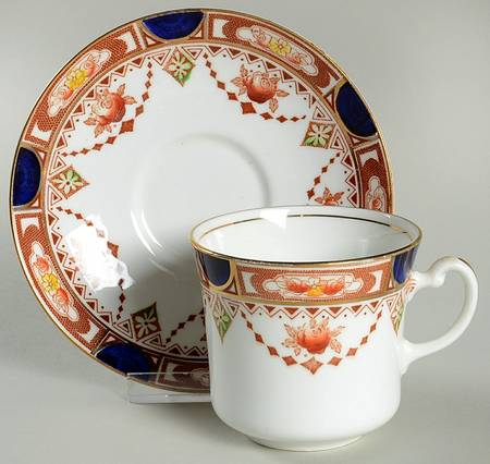 4112 Flat Cup & Saucer Set