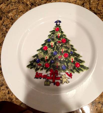 CX768 Dinner Plate