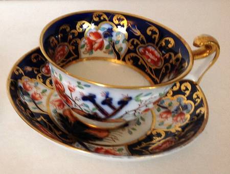 Y195 Footed Cup & Saucer Set
