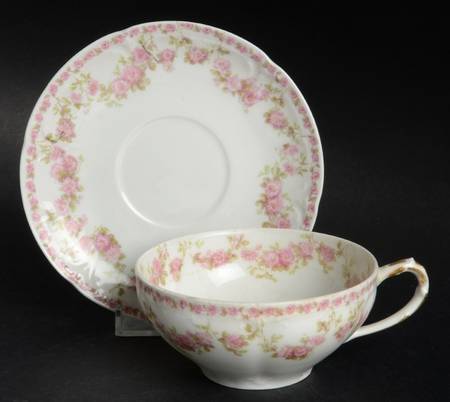 Schleiger 195-13 Flat Cup & Saucer Set
