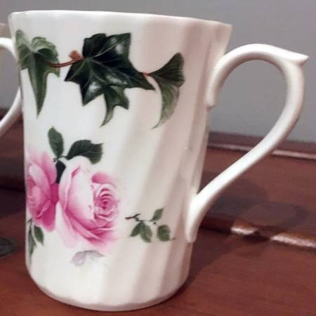 Ivy Rose Mug