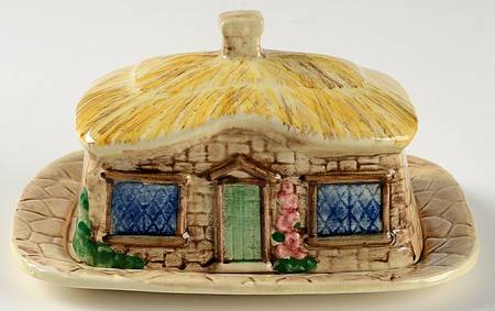 Croft Cottage Rectangular Covered Butter