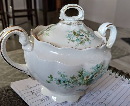 CRP248 Sugar Bowl & Lid