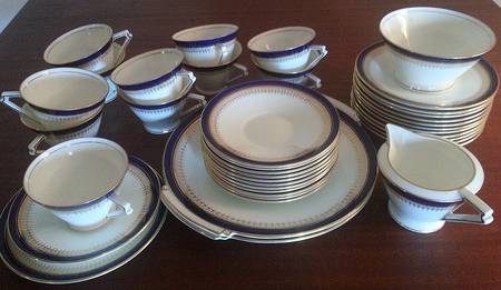 Algonquin Blue (Smooth) by Coalport