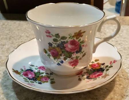 CDT22 Footed Cup & Saucer Set