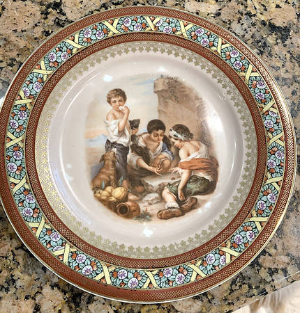 600-2 Dinner Plate