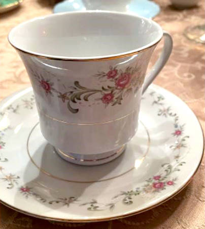 CX800 Footed Cup & Saucer Set
