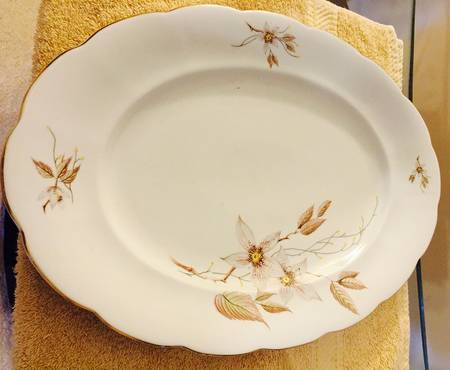 CNE4 12" Oval Serving Platter