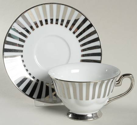 C9A4 Footed Cup & Saucer Set