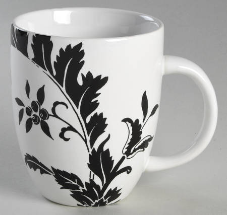 Lyonne Mug