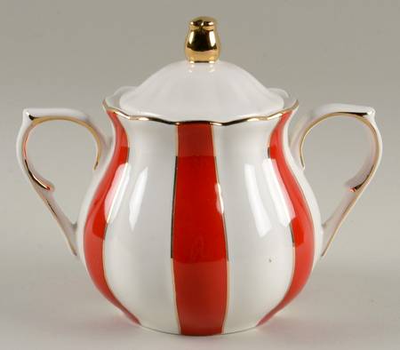 C6Y3 Red Sugar Bowl & Lid