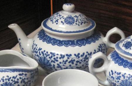 CX813 Teapot & Lid
