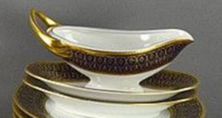CHF1960 Gravy Boat & Underplate/Relish