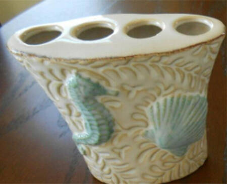 Time Flies Toothbrush Holder