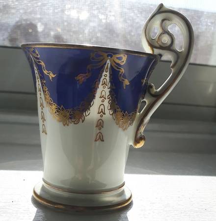 Ad3894 by Coalport