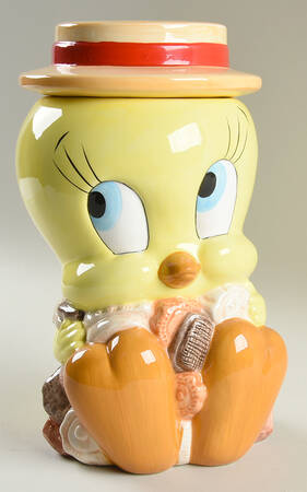 Cookie Jars Figural Cookie Jar & Lid