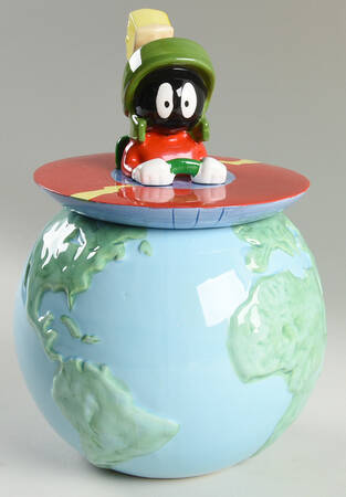 Cookie Jars Figural Cookie Jar & Lid