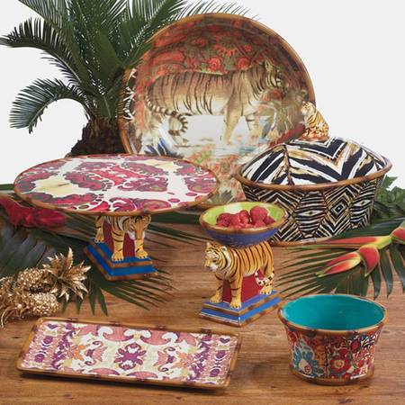 Imperial Bengal 12" Diameter Pedestal Cake Stand