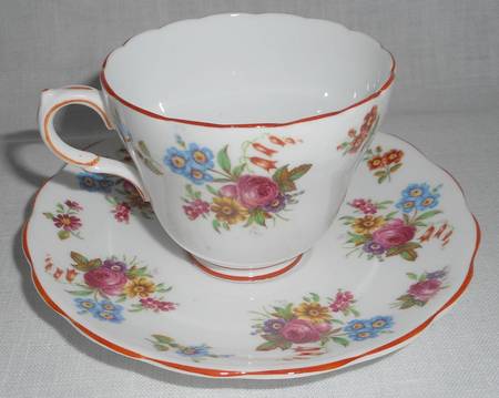 Grosvenor Footed Cup & Saucer Set