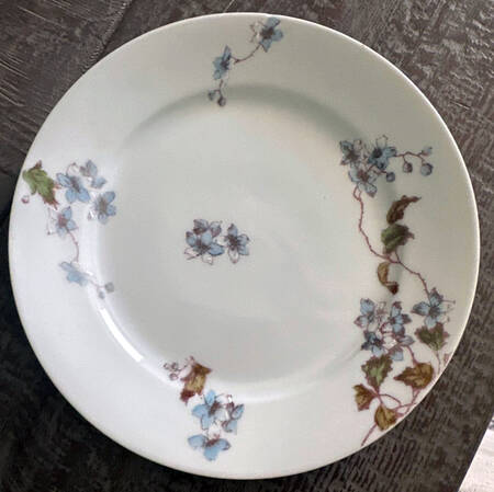 CHF1975 Salad Plate