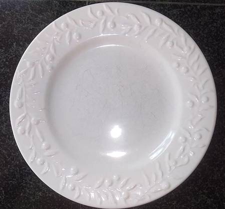 Holiday Home Dinner Plate