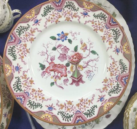 8469 by Coalport