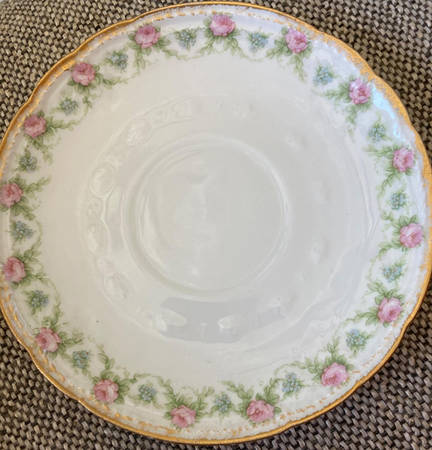 8140 Saucer