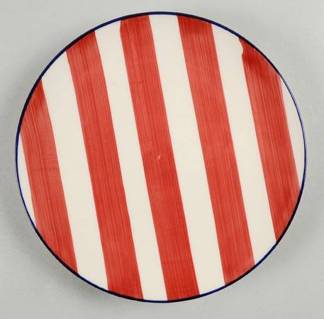 C9M7 Red Salad Plate