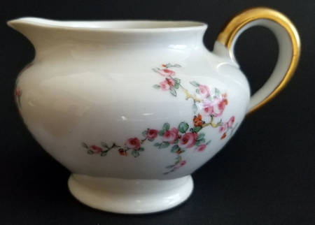 CHF1985 Creamer
