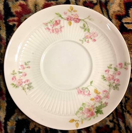 CHF1997 Saucer