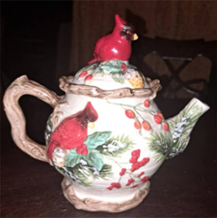 Plaid Tidings Teapot & Lid