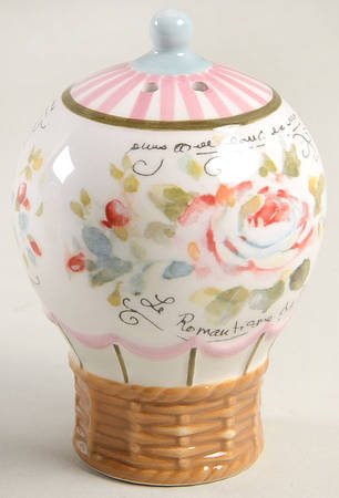 Beautiful Romance Figural Salt Shaker