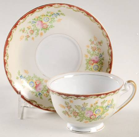 CWJ5 Footed Cup & Saucer Set