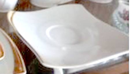Aura Saucer