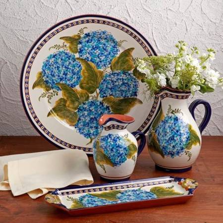 Alentejo Hortensia 56 Oz Pitcher
