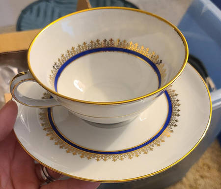 CHF2020 Footed Cup & Saucer Set