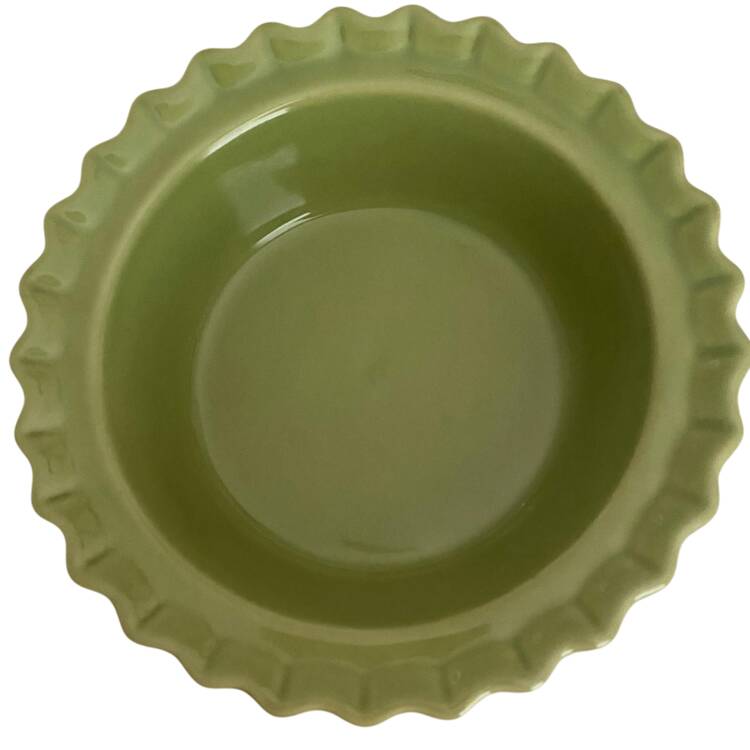 CBW8 Individual Pie Plate Baker